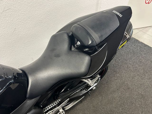 yamaha - yzf-r1
