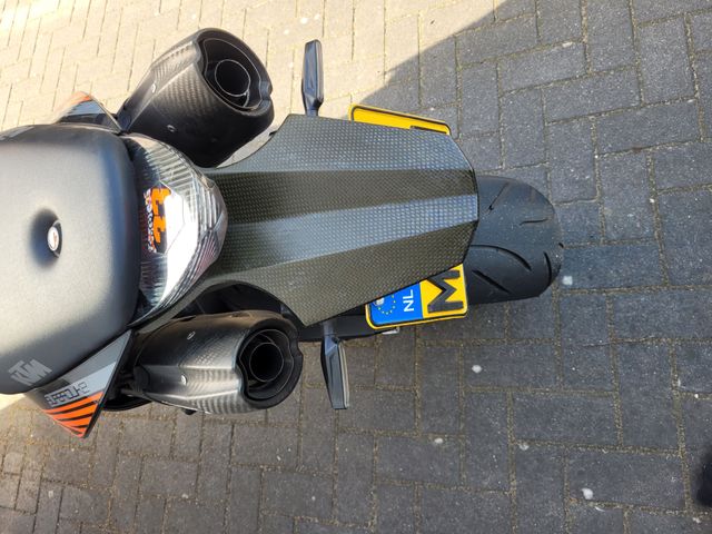 ktm - 990-super-duke
