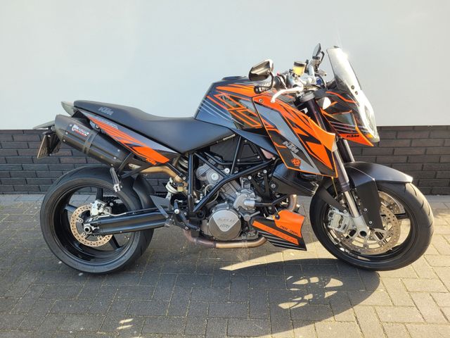 ktm - 990-super-duke