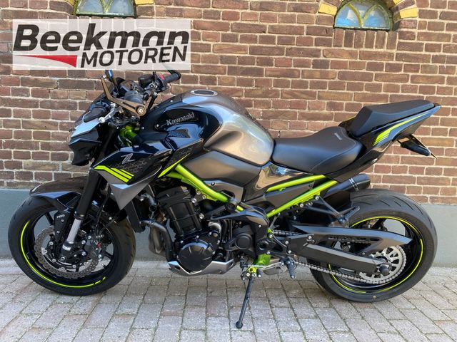 kawasaki - z900