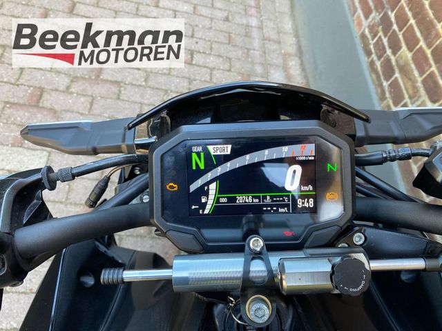kawasaki - z900