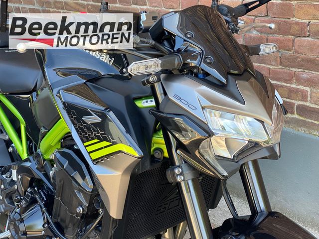 kawasaki - z900