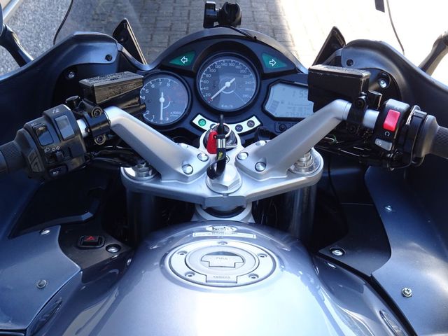 yamaha - fjr-1300