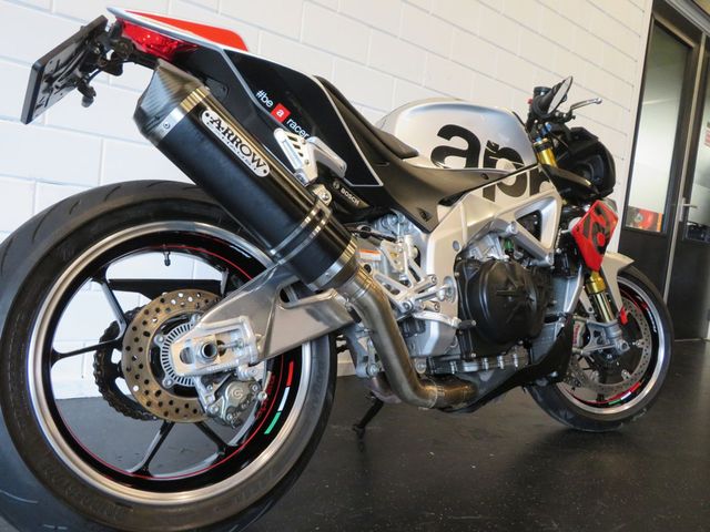 aprilia - tuono-v4-1100-factory