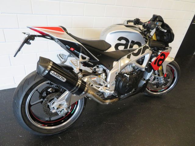 aprilia - tuono-v4-1100-factory