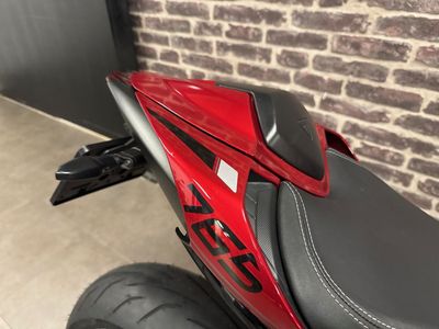 TRIUMPH STREET TRIPLE RS – foto 4
