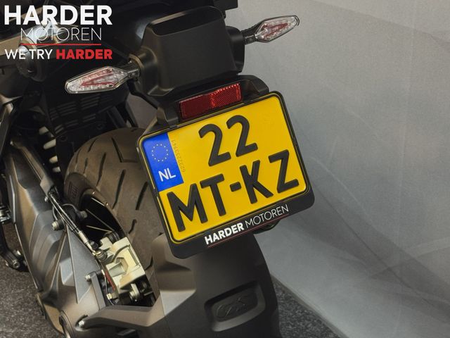 bmw - r-1300-gs-triple-black