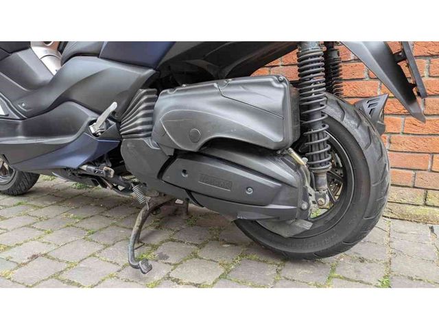 yamaha - x-max-400