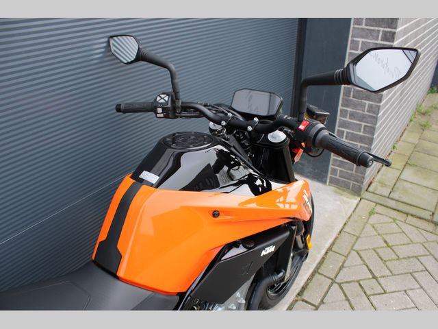 ktm - 790-duke