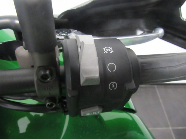 kawasaki - versys-1000-se-grand-tourer