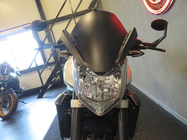 yamaha - fz-1