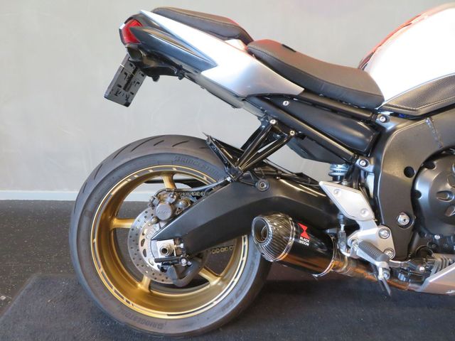 yamaha - fz-1