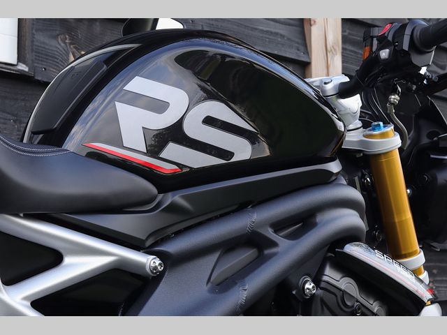 triumph - speed-triple-1200-rs