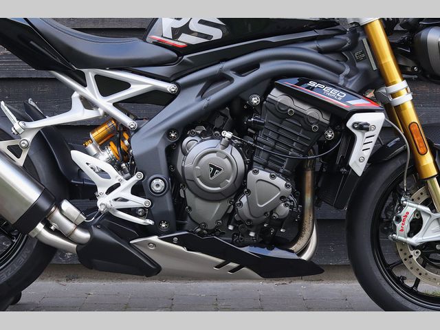 triumph - speed-triple-1200-rs
