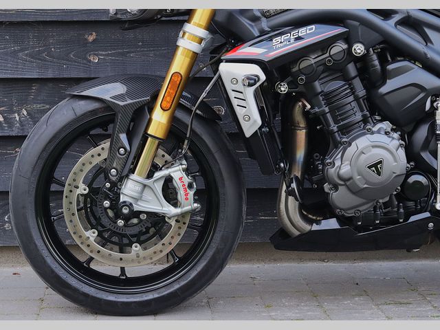 triumph - speed-triple-1200-rs