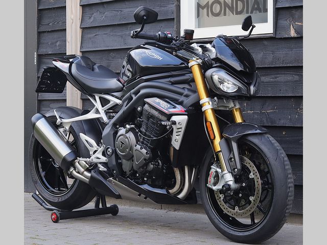 triumph - speed-triple-1200-rs