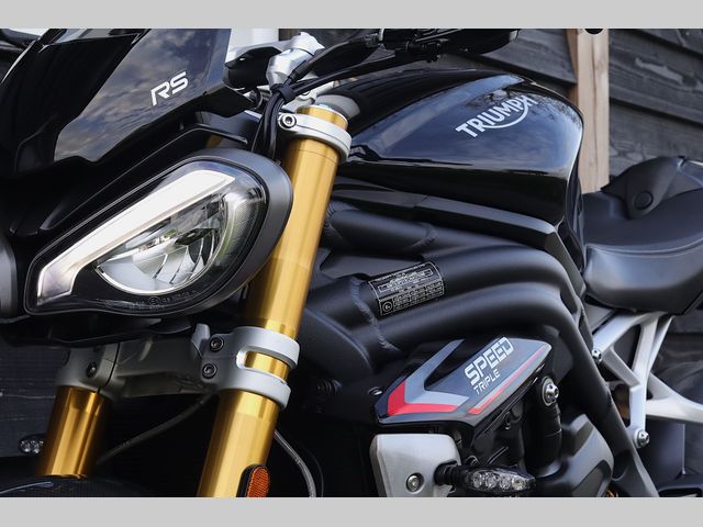 triumph - speed-triple-1200-rs