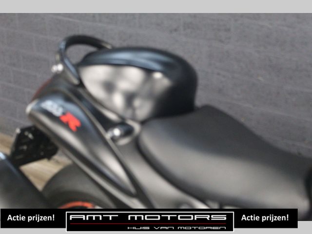 suzuki - gsx-r-1300-hayabusa