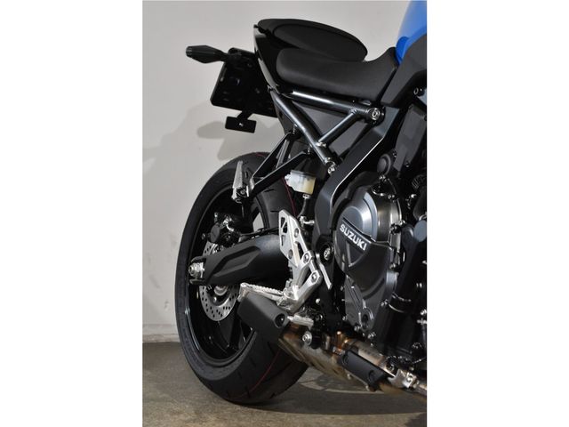 suzuki - gsx-8s