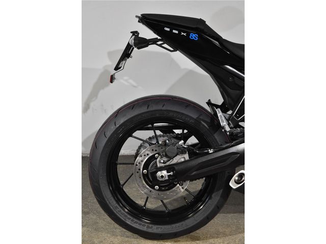 suzuki - gsx-8s