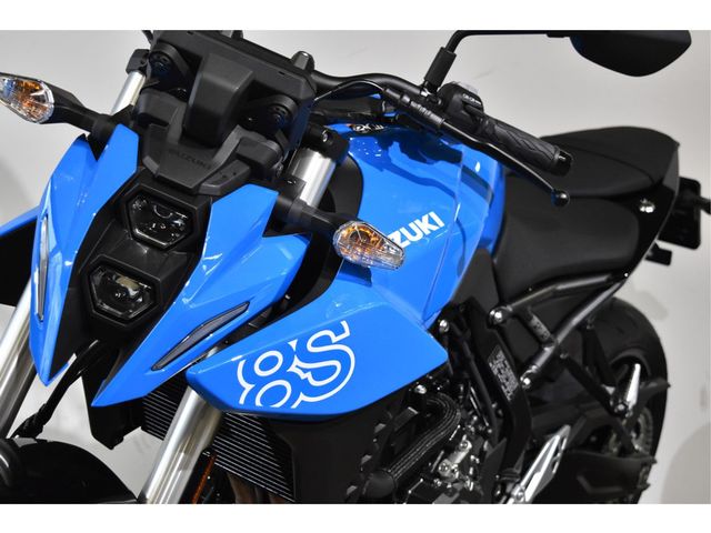 suzuki - gsx-8s