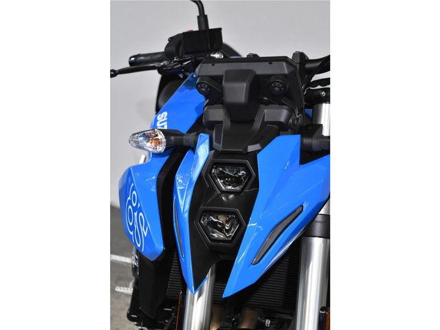 suzuki - gsx-8s