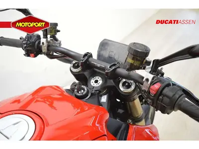 DUCATI STREETFIGHTER V2 – foto 4