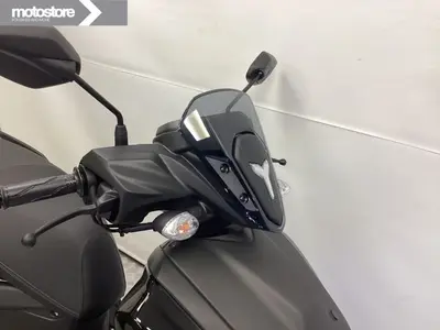 YAMAHA RAYZR – foto 3