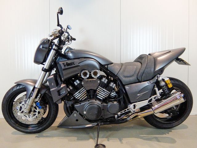 yamaha - vmax