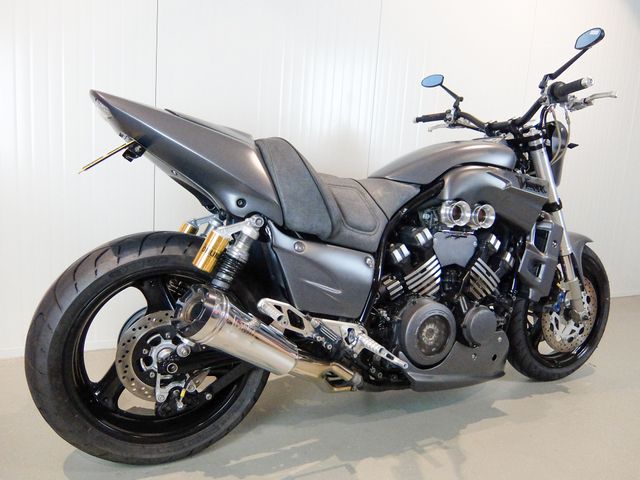 yamaha - vmax