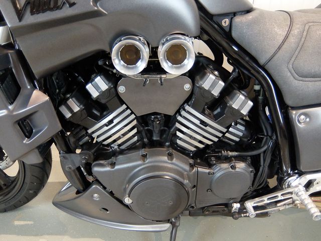 yamaha - vmax