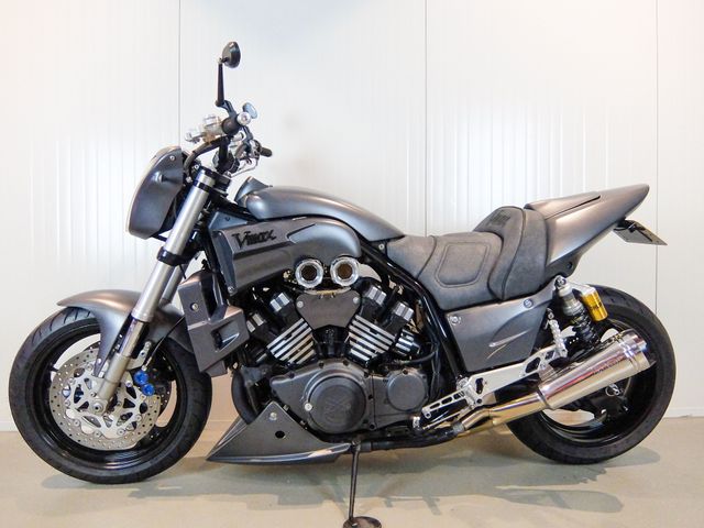 yamaha - vmax
