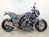 YAMAHA VMAX