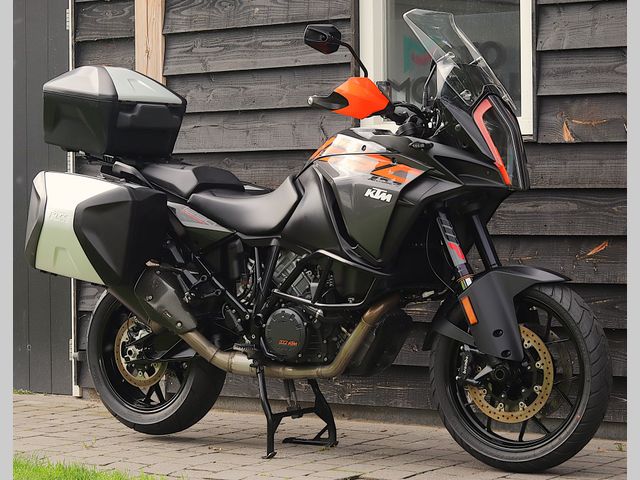 ktm - 1290-super-adventure-s