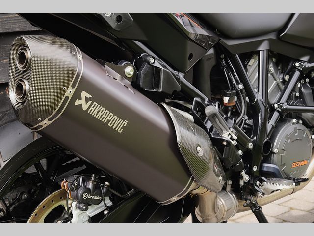 ktm - 1290-super-adventure-s