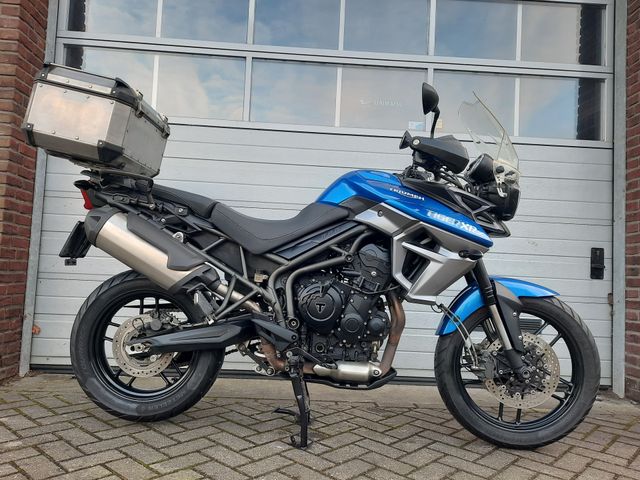 triumph - tiger-800-xrx