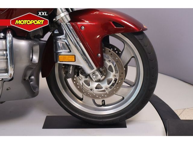 honda - gl-1800-goldwing-abs
