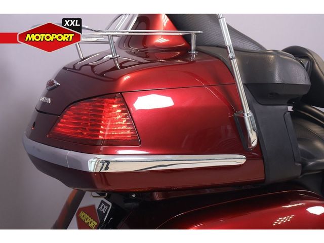 honda - gl-1800-goldwing-abs