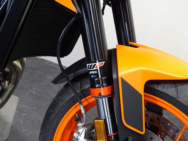 ktm - 890-duke-gp