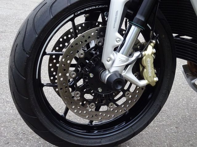 mv-agusta - brutale-800-dragster