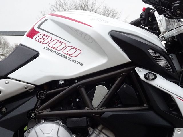 mv-agusta - brutale-800-dragster
