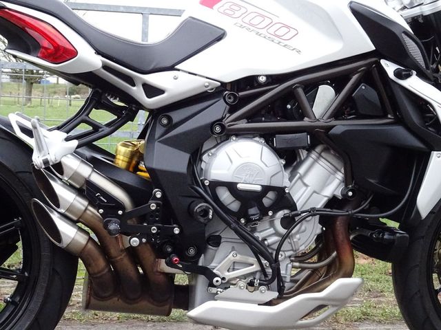 mv-agusta - brutale-800-dragster