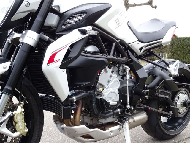 mv-agusta - brutale-800-dragster