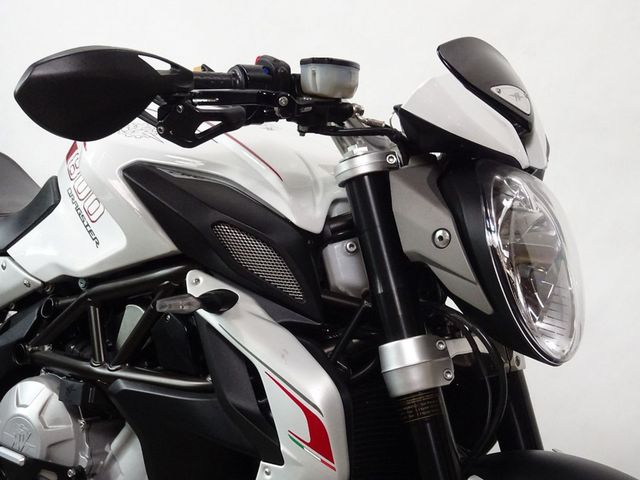 mv-agusta - brutale-800-dragster
