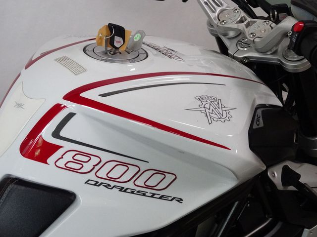 mv-agusta - brutale-800-dragster