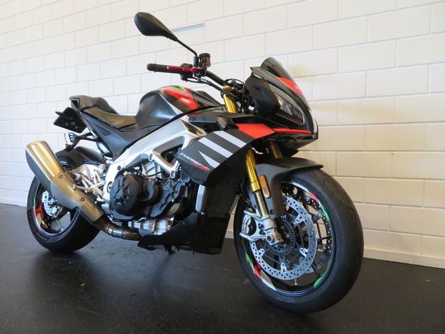 aprilia - tuono--v4-1100-factory