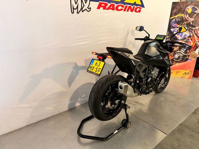 ktm - 990-duke