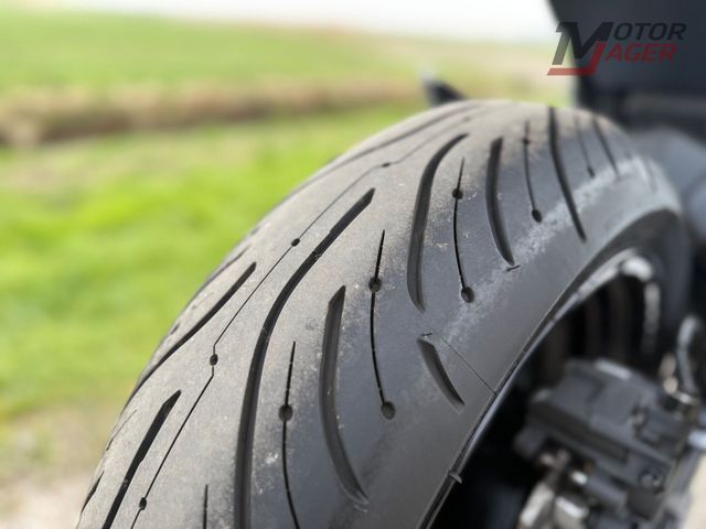 kawasaki - z-800-abs