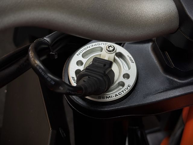 ktm - 1290-super-duke-gt