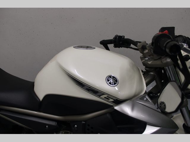 yamaha - xj-600